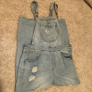 Distressed denim overalls✨